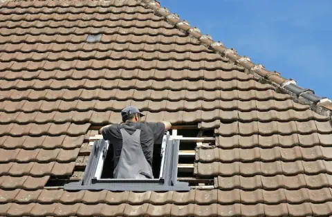 Pose de velux - Chambost-Longessaigne